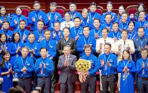 Đất nước cần ở thanh niên một tinh thần mới
