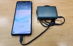 Từ 1-7 được mang mấy sạc dự phòng lên máy bay?; Bé trai 3 ngày tuổi bị bỏ trước chùa có để lại bức thư