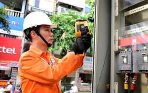 Lợi nhuận lớn, EVN hết lỗ lũy kế: Vì sao công ty mẹ vẫn lỗ?