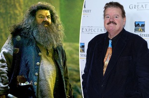Fan ‘Harry Potter’ tạm biệt giáo sư Hagrid