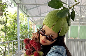 Ảnh vui sao Việt 18-8: Miu Lê ‘lầy lội’ khi ăn trái cây