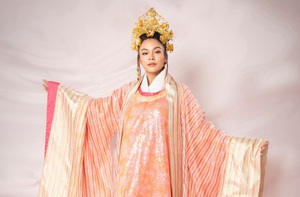 Bầu 9 tháng, Mâu Thủy vẫn hóa thân Nguyên phi Ỷ Lan