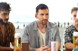 Lionel Messi bỏ túi 14 triệu USD trong vòng 60 giây