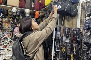 Gen Z mê sắm đồ thời trang secondhand