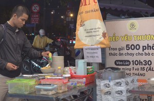 Cuộc thi Lan tỏa năng lượng tích cực 2025: Ấm lòng tiệm mì 0 đồng