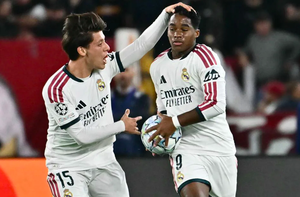 Bảng xếp hạng UEFA Champions League: 9 đội toàn thắng, Man United trong nhóm đá play-off