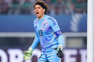 Ochoa dự 6 World Cup nhưng không được huy hiệu Legacy như Messi