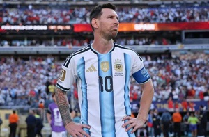 Quả bóng vàng 2026: Ai đang bám đuổi Messi?