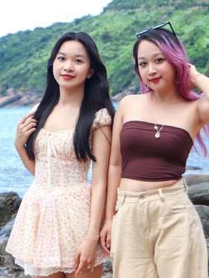 Băng rừng đến với bãi biển đẹp như tranh ở Đà Nẵng