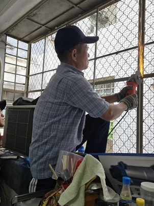 Phá 'chuồng cọp' ở TP.HCM: Dân nghe giải thích mới hết hồn, cho dỡ bỏ ngay hết mình