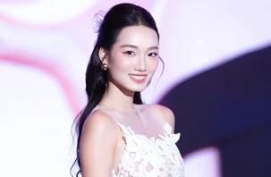 Hoa hậu Quỳnh Anh sống ra sao sau khi bị cấm diễn 6 tháng?