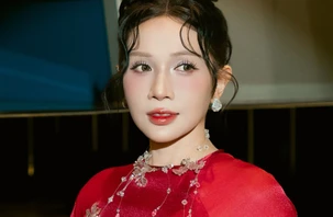 Khả Như: 'Cô gái miền Tây đi mây về gió' và một năm 50/50 tiếng cười