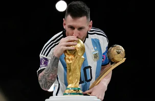 Ngày Messi rời tuyển Argentina: Ai cũng biết, nhưng vẫn choáng