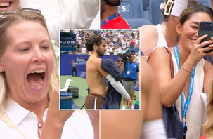 Fan nữ đỏ mặt, phấn khích với hành động của Alcaraz tại US Open