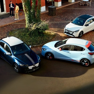 Mazda2 2026 ra mắt: Nhiều trang bị tiện nghi nay thành tiêu chuẩn, có cả bản độ như xe đua