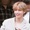 V (BTS) nhuộm tóc vàng hoe, càn quét Top 5 xu hướng nổi bật toàn cầu