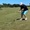 Người đàn ông chơi golf bị rắn dí chạy trối chết