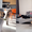 Chú chó dùng thủ đoạn giành chỗ ngồi trên sofa để xem tivi