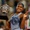 Coco Gauff hài hước khi nhận cúp Roland Garros mini về nhà