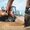 Trục vớt sà lan bị vùi lấp dưới biển Nha Trang
