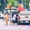 Cảnh sát giao thông lội nước ngập đón thí sinh đi thi lớp 10