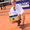 Sao quần vợt Lois Boisson nhận cúp Hamburg Open hình thùng container