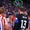 HLV Atletico Madrid tự ‘khóa miệng’ khi micro truyền hình đến gần