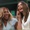 'Khoảnh khắc thế kỷ': Serena giới thiệu Sharapova vào Đại sảnh Danh vọng quần vợt