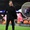 Đang thua, HLV Simeone nổi cộc vì phía Arsenal giục hết giờ