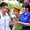 Những vòng tay tiếp sức ngoài cổng trường thi