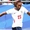 Lý do sao tuyển Anh Djed Spence đeo mặt nạ lạ mắt ở World Cup