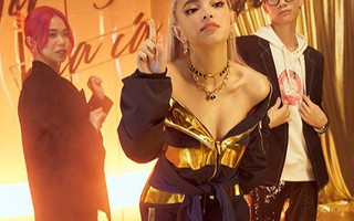 Châu Bùi 'sốc' khi MV đầu tay đạt vị trí Top 3 Trending trên YouTube