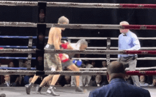 Võ sĩ 52 tuổi lần đầu đấu chuyên nghiệp, thắng knock-out rồi... 'nghỉ luôn' vì vợ cấm đấu