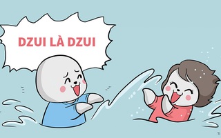 Trẻ con vô tư, cứ thấy nước là vui