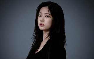 Cựu thành viên IZ*ONE - Kim Min Ju gây bão vì gương mặt hoàn hảo