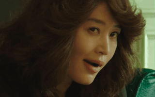 'Chị đại' Kim Hye Soo hóa anh chàng đẹp trai thập niên 70