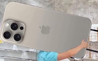 Ảnh vui 30-9: Phiên bản iPhone 15 Pro Max Max Max
