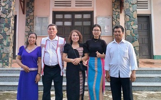 Siu Black lần đầu mặc váy cô dâu, có đám cưới của riêng mình
