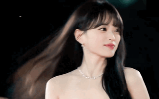 Chun Woo Hee trong The 8 show khiến khán giả phát cuồng vì quá... điên