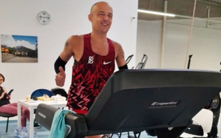 Runner Michal Suľa phá kỷ lục Guinness thế giới trên máy chạy bộ