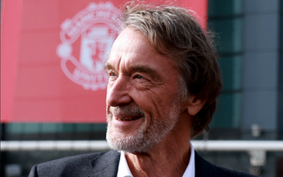 Jim Ratcliffe hỏi thủ quân đội nữ Man Utd: ‘Cô làm gì ở CLB này?’