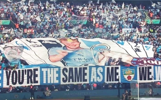 Erling Haaland góp tiền giúp fan tri ân đồng đội Kevin De Bruyne