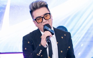 Đàm Vĩnh Hưng có lo sợ các bản hit 'kiếm cơm' bị người khác mua sạch?