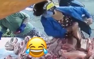 Sạp thịt heo bất ổn bị trộm thịt theo đủ phong cách