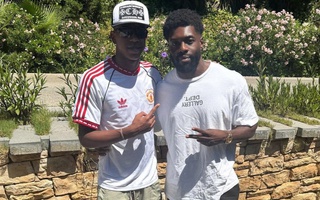 Fan Barca nổi ‘bão lòng’ khi Yamal mặc áo Man Utd