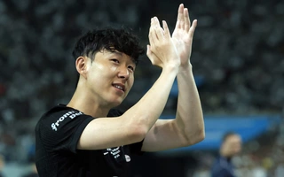 Tài tử Park Seo Joon: Hàn Quốc mất ngủ khi biết Son Heung Min chia tay Tottenham