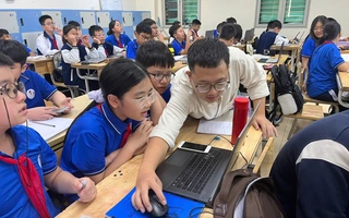 Dạy AI, STEM có phải là dạy thêm, học thêm?