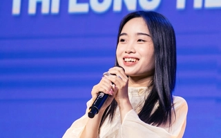 Sinh viên hóa thân thành nhân vật cổ trang, tranh tài lồng tiếng Hán ngữ