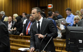 Oscar Pistorius một mực khẳng định vô tội