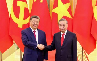 Vietnam congratulates China on 76th National Day